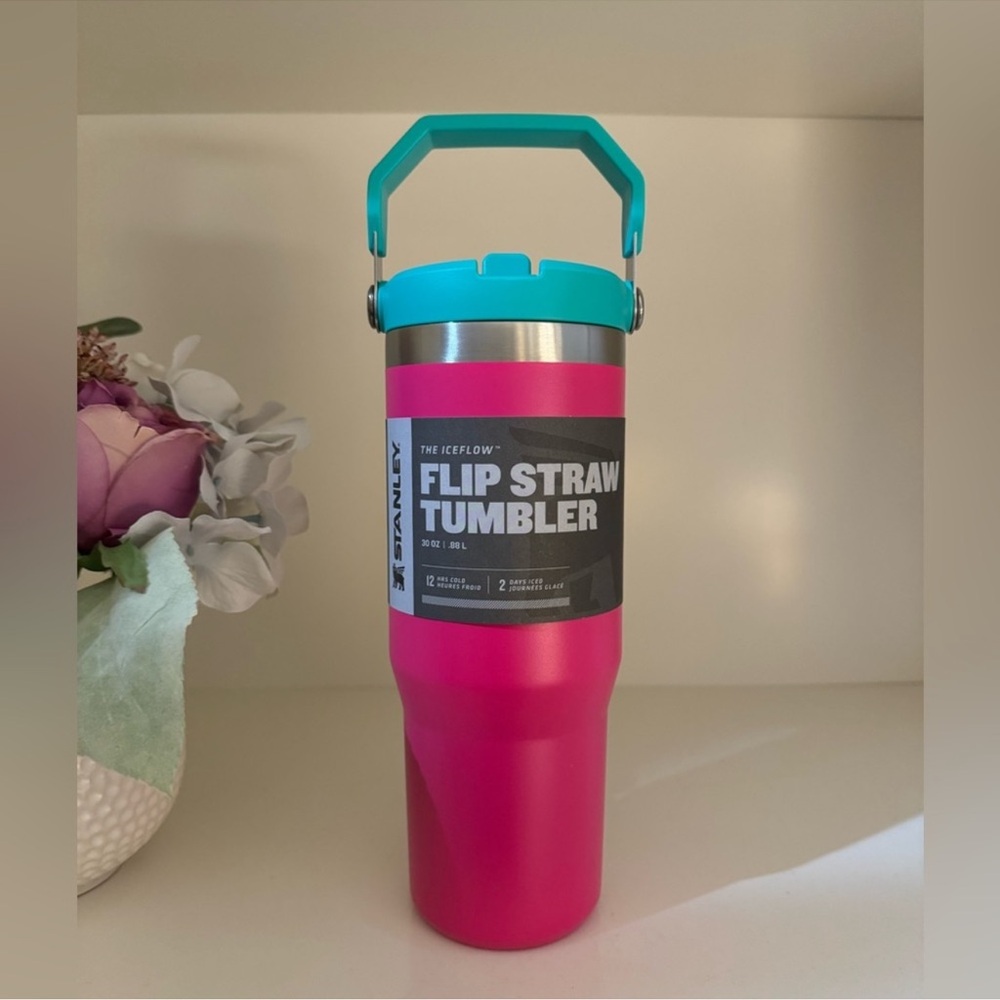 🎉LAST CHANCE🎉 NWT Stanley Iceflow Flip Straw 30 oz Tumbler Passion Pink